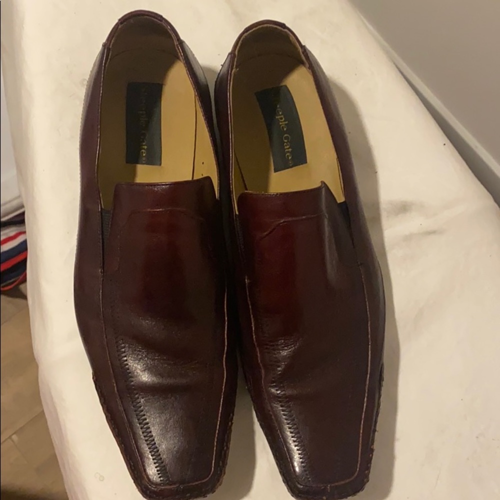 Men Burgundy Loafer